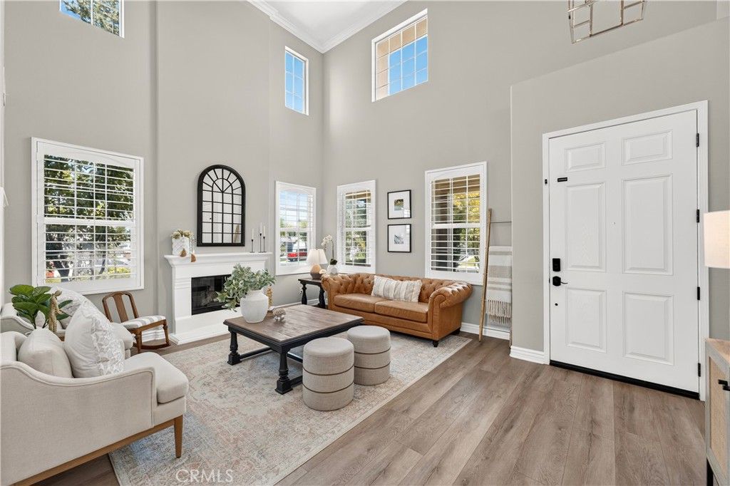 Image 4 of property listing at 30647 Lily Pond, Murrieta, CA 92563