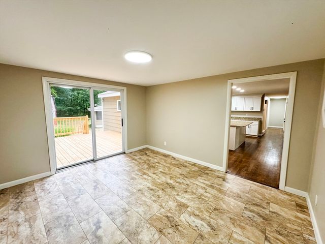 181 Dresser Hill Rd, Dudley, MA 01571