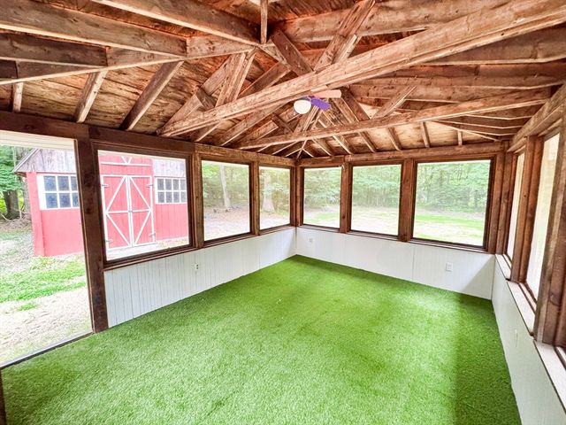 181 Dresser Hill Rd, Dudley, MA 01571