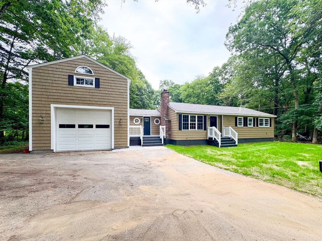 181 Dresser Hill Rd, Dudley, MA 01571