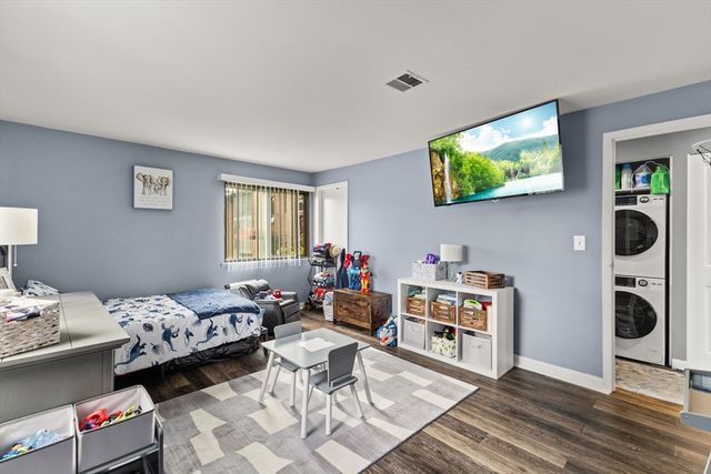 221 Oak St 223, Brockton, MA 02302
