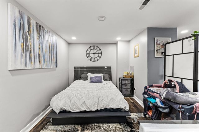 221 Oak St 223, Brockton, MA 02302