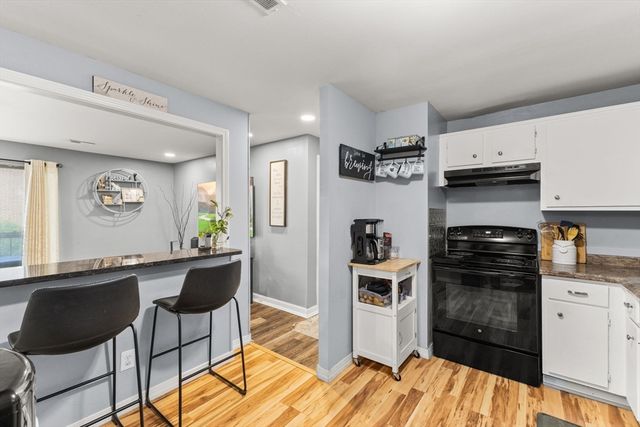 221 Oak St 223, Brockton, MA 02302