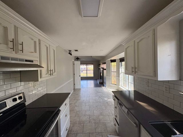 10030 Brownway Ln, Baton Rouge, LA 70817