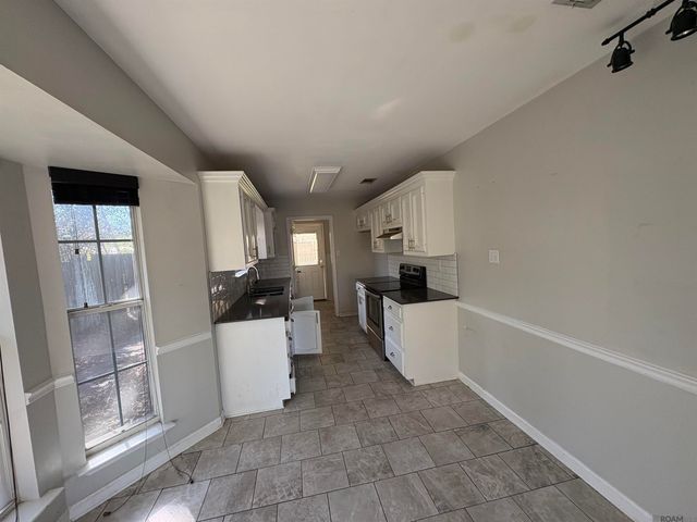 10030 Brownway Ln, Baton Rouge, LA 70817
