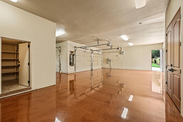 5687 Ridge Park Dr, Loomis, CA 95650