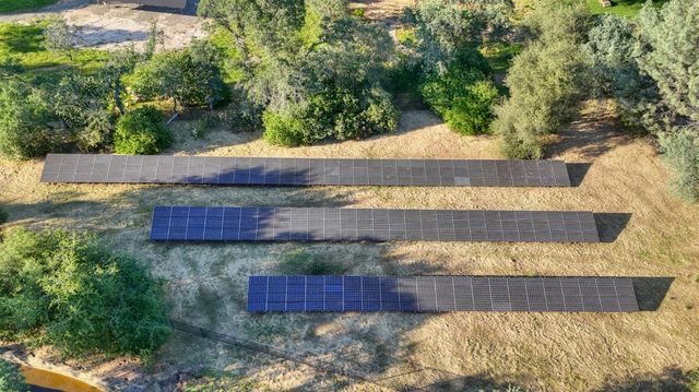 5687 Ridge Park Dr, Loomis, CA 95650