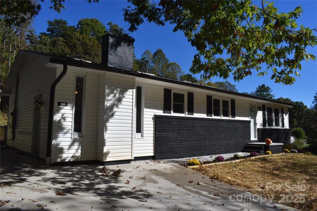 159 Bradley Street, Nebo, NC 28761