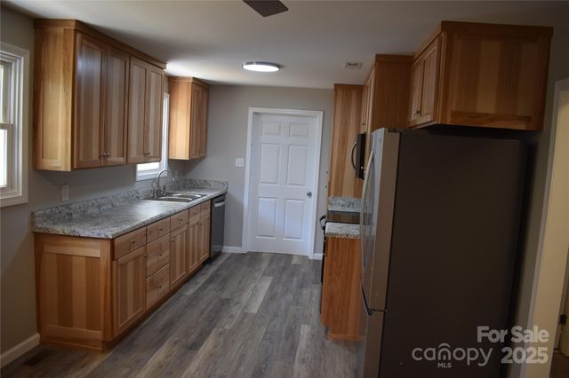 159 Bradley Street, Nebo, NC 28761