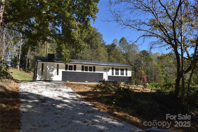 159 Bradley Street, Nebo, NC 28761