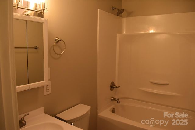 159 Bradley Street, Nebo, NC 28761