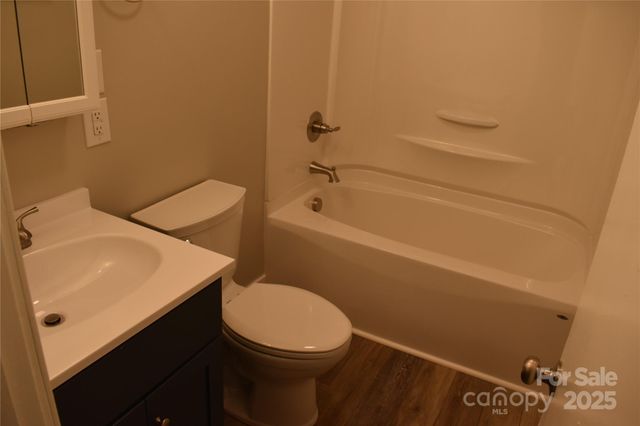 159 Bradley Street, Nebo, NC 28761