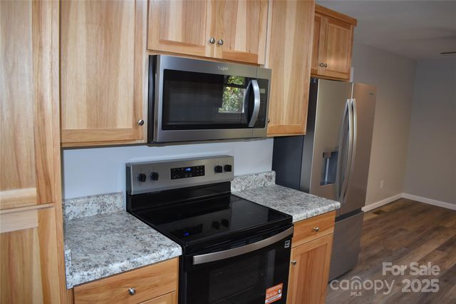 159 Bradley Street, Nebo, NC 28761