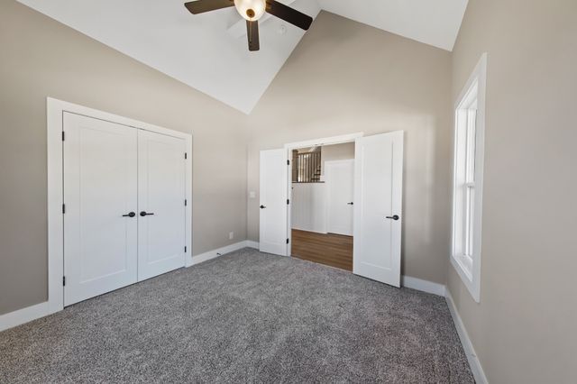 1705 Sulphur College Rd, Hartsville, TN 37074