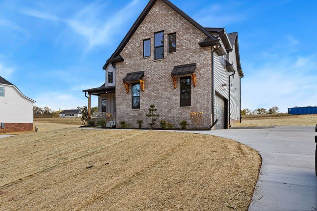 1705 Sulphur College Rd, Hartsville, TN 37074