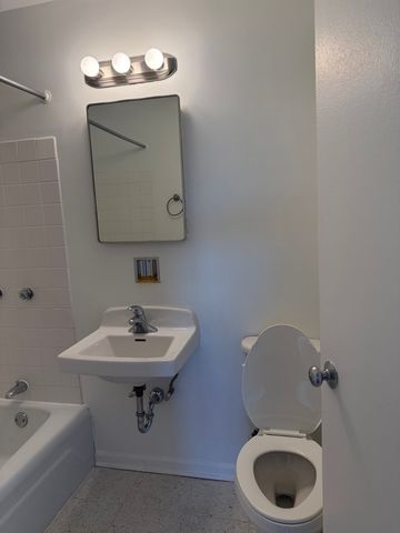 4850 S Lake Park Avenue 2111, Chicago, IL 60615