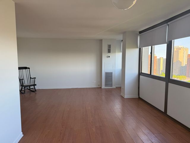 4850 S Lake Park Avenue 2111, Chicago, IL 60615