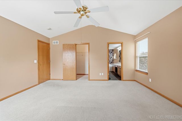 2513 Briarwood Court, Aurora, IL 60506
