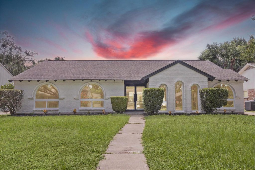 2823 Stetson Lane, Houston, TX 77043