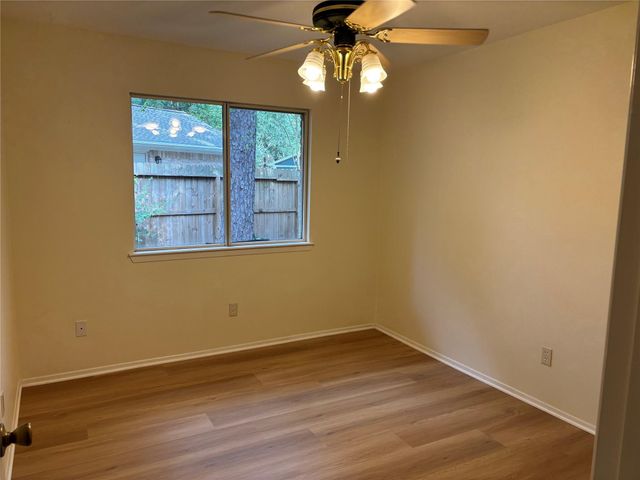25 N Deerfoot Circle, The Woodlands, TX 77380