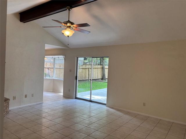 25 N Deerfoot Circle, The Woodlands, TX 77380
