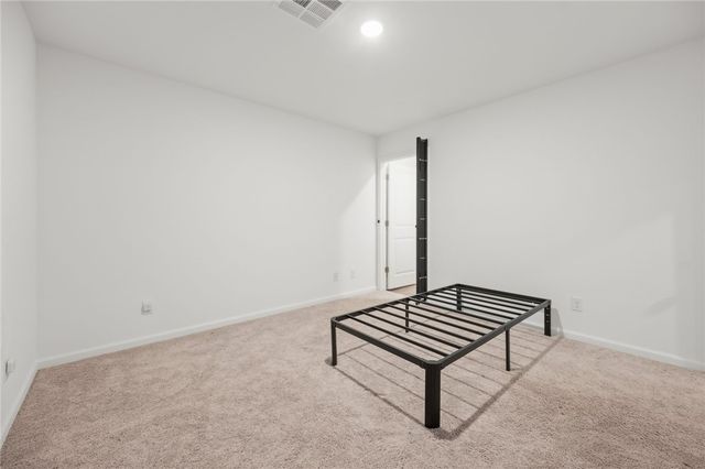 3389 N Yavapai Street, Kingman, AZ 86401