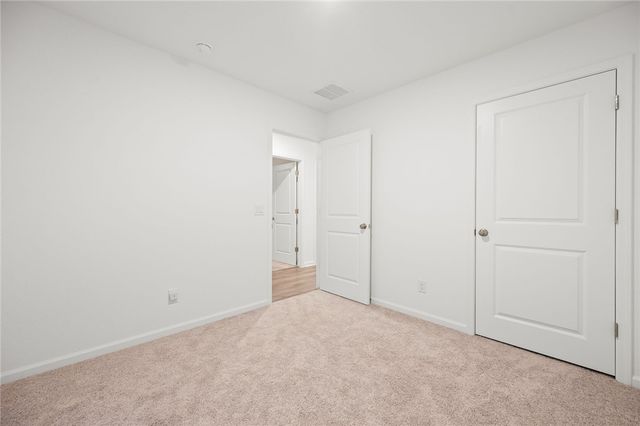 3389 N Yavapai Street, Kingman, AZ 86401