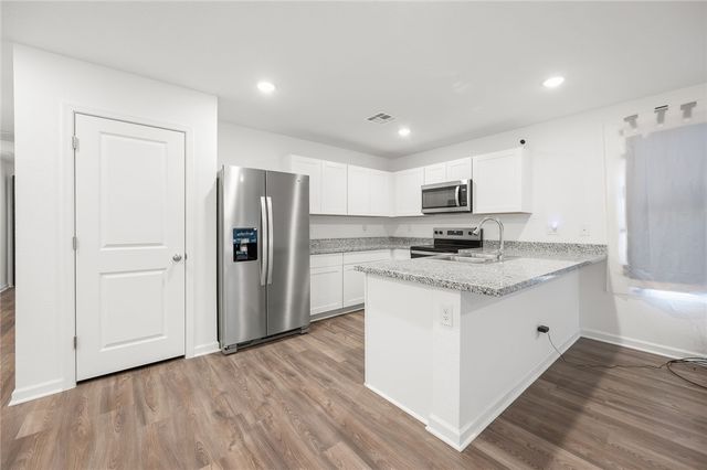 3389 N Yavapai Street, Kingman, AZ 86401