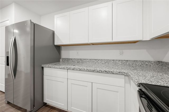 3389 N Yavapai Street, Kingman, AZ 86401