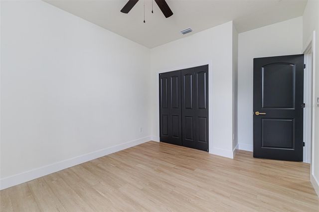 7907 N GREENWOOD AVENUE, Tampa, FL 33604