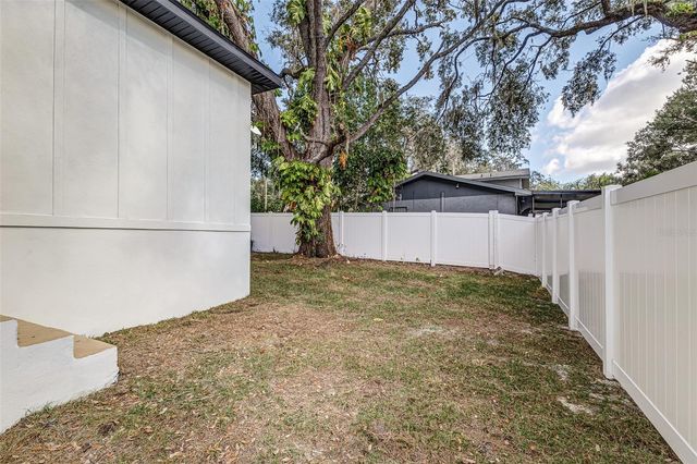 7907 N GREENWOOD AVENUE, Tampa, FL 33604