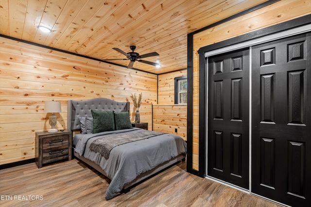 2881 Caughorn Mountain Rd, Sevierville, TN 37876