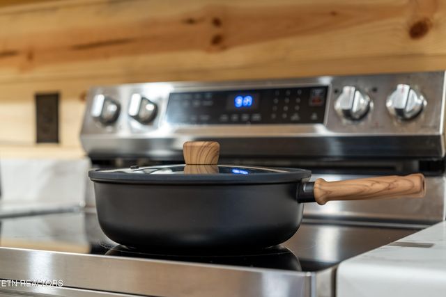 2881 Caughorn Mountain Rd, Sevierville, TN 37876