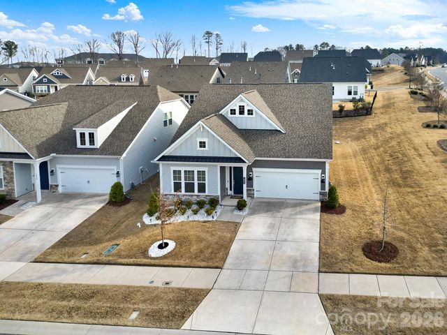 18033 Grey Mossrun Drive, Charlotte, NC 28278
