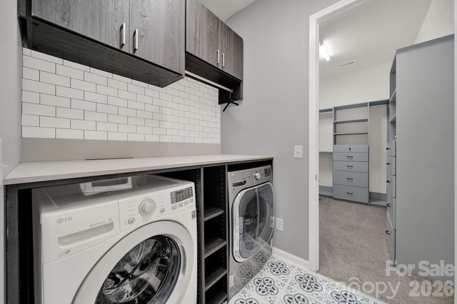 18033 Grey Mossrun Drive, Charlotte, NC 28278