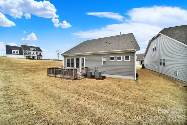 18033 Grey Mossrun Drive, Charlotte, NC 28278