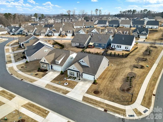 18033 Grey Mossrun Drive, Charlotte, NC 28278