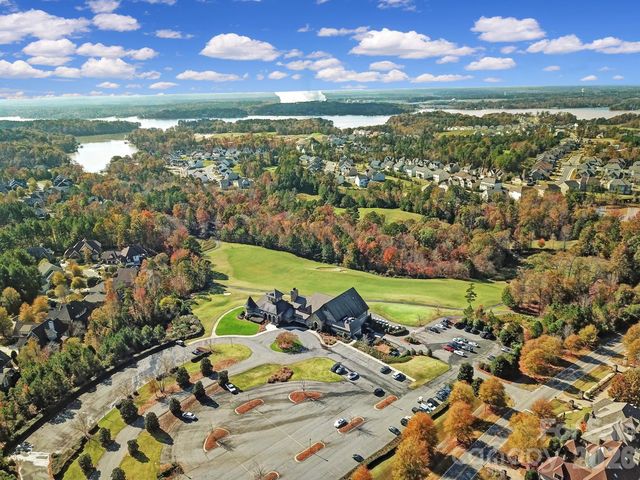 18033 Grey Mossrun Drive, Charlotte, NC 28278