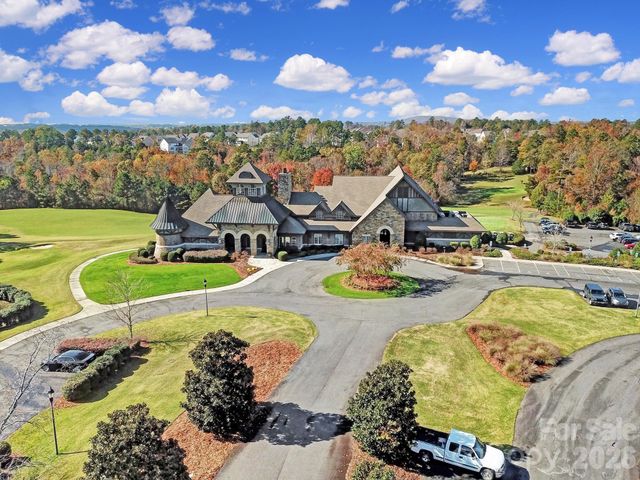 18033 Grey Mossrun Drive, Charlotte, NC 28278