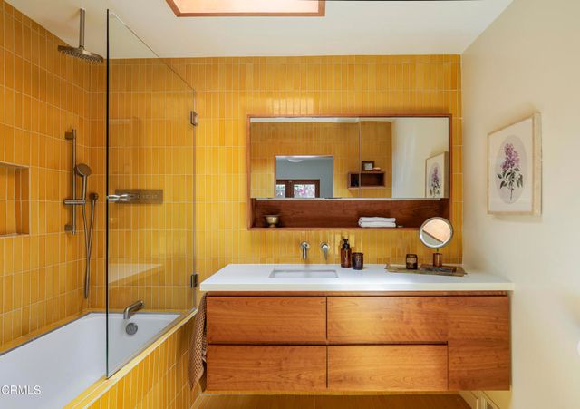 4092 Glenalbyn Drive, Los Angeles, CA 90065