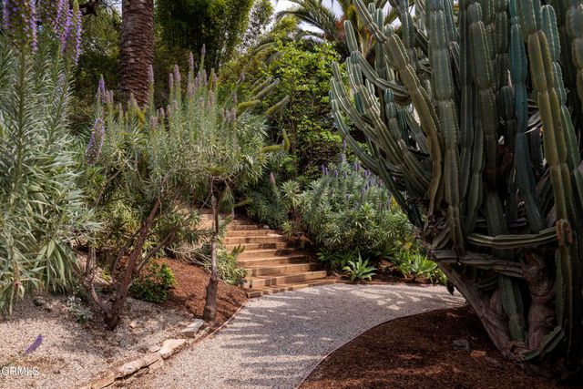 4092 Glenalbyn Drive, Los Angeles, CA 90065