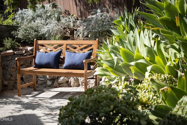 4092 Glenalbyn Drive, Los Angeles, CA 90065