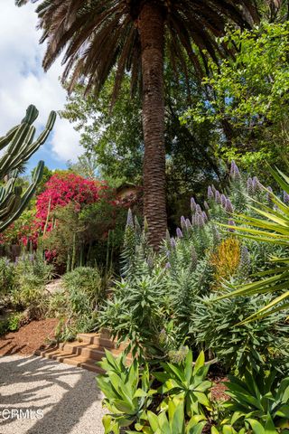 4092 Glenalbyn Drive, Los Angeles, CA 90065