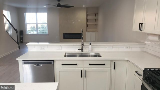 3659 GREEN ST, Claymont, DE 19703