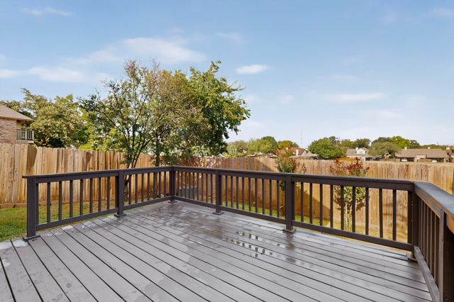 714 Ashbrook Court, Euless, TX 76039