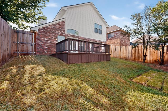 714 Ashbrook Court, Euless, TX 76039