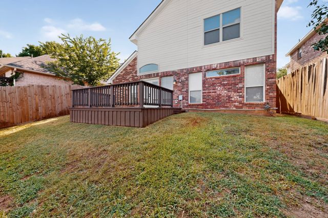 714 Ashbrook Court, Euless, TX 76039