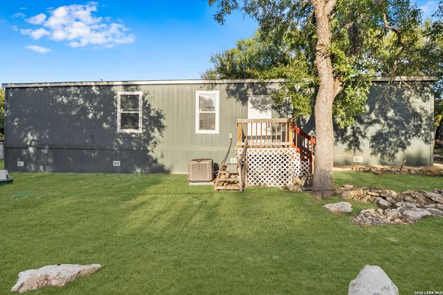 2813 WESTERN SKIES DR, Spring Branch, TX 78070
