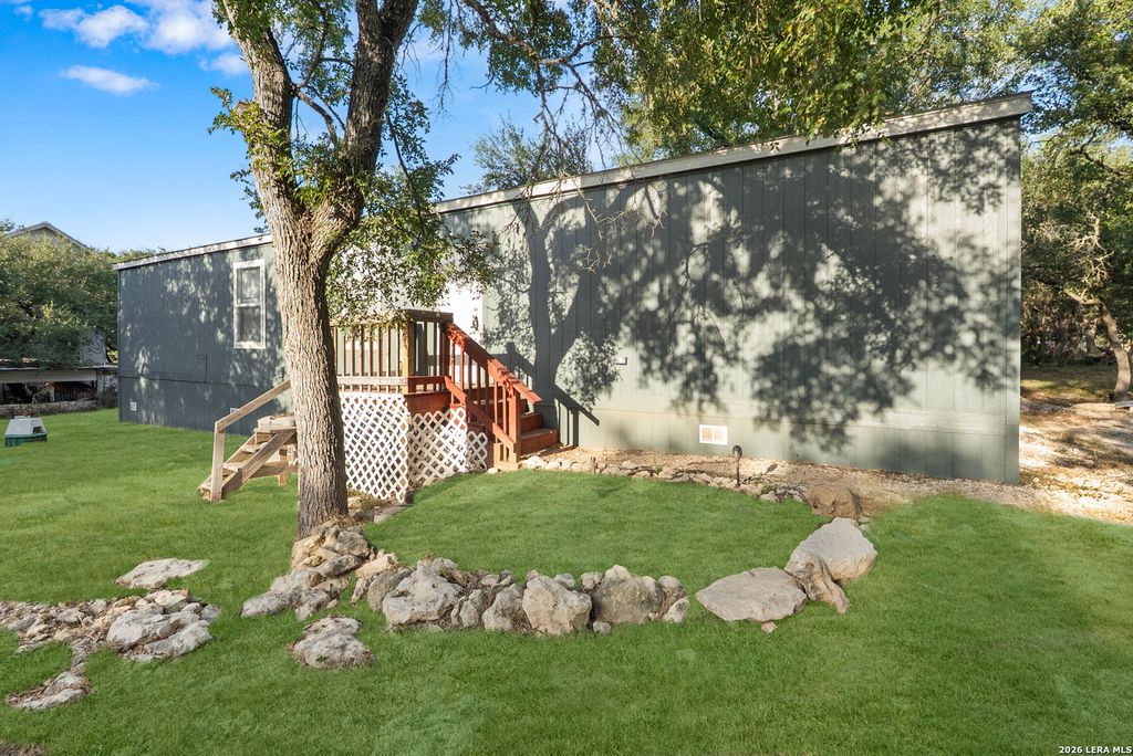 2813 WESTERN SKIES DR, Spring Branch, TX 78070