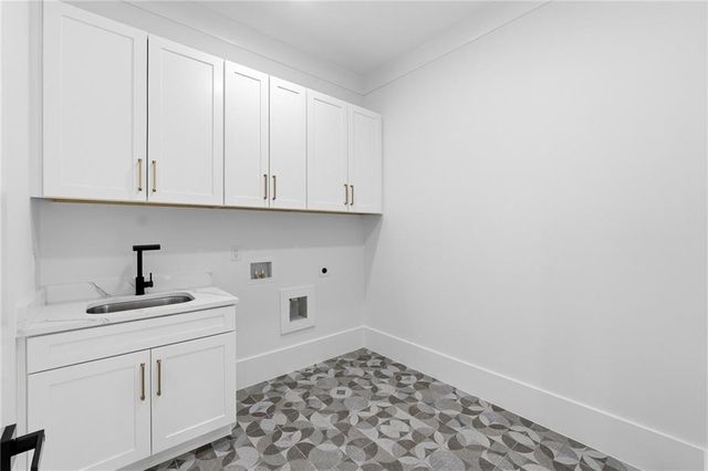 2196 OLD FOUNTAIN Road, Lawrenceville, GA 30043